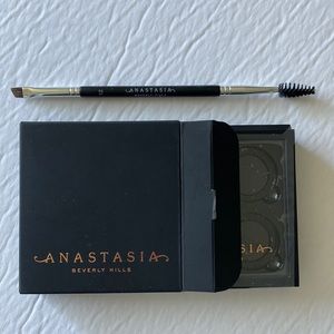 Anastasia Beverly Hills Empty Palette and Precision Brow Brush - New